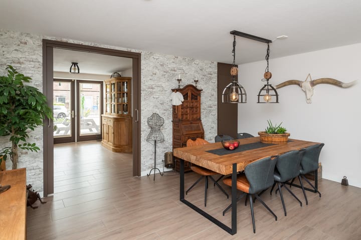 Foto 13 van Vilmos Huszárstraat 20