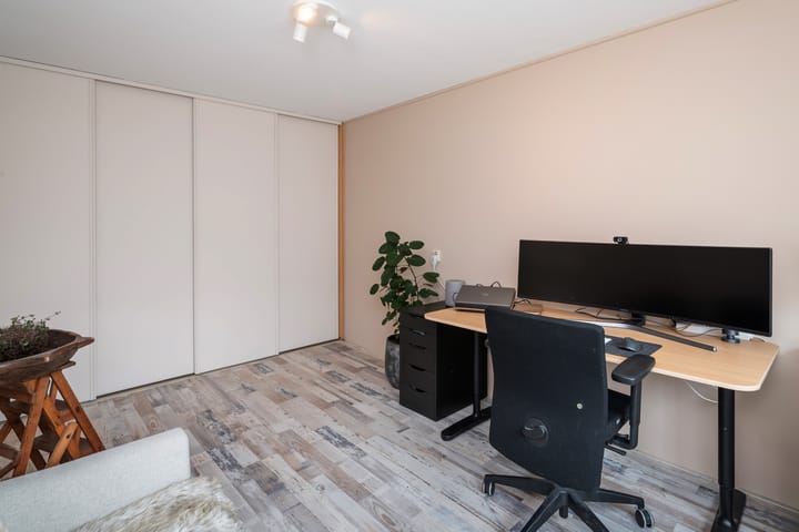 Foto 19 van Vilmos Huszárstraat 20