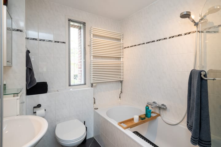 Foto 20 van Vilmos Huszárstraat 20