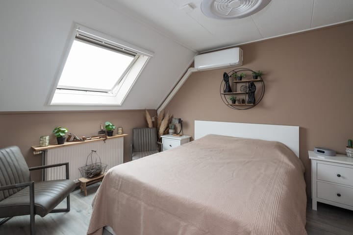 Foto 22 van Vilmos Huszárstraat 20