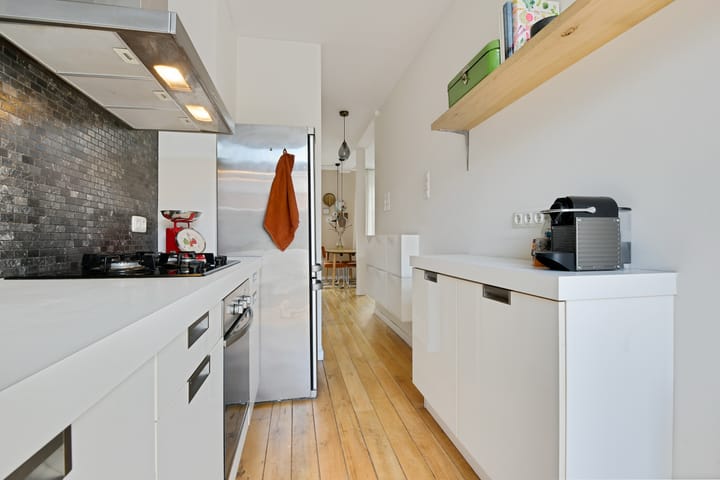 Photo 13 of Weltevredenstraat 25