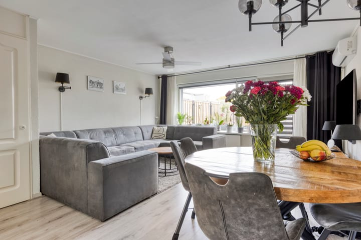 Foto 6 van Chico Mendesring 542