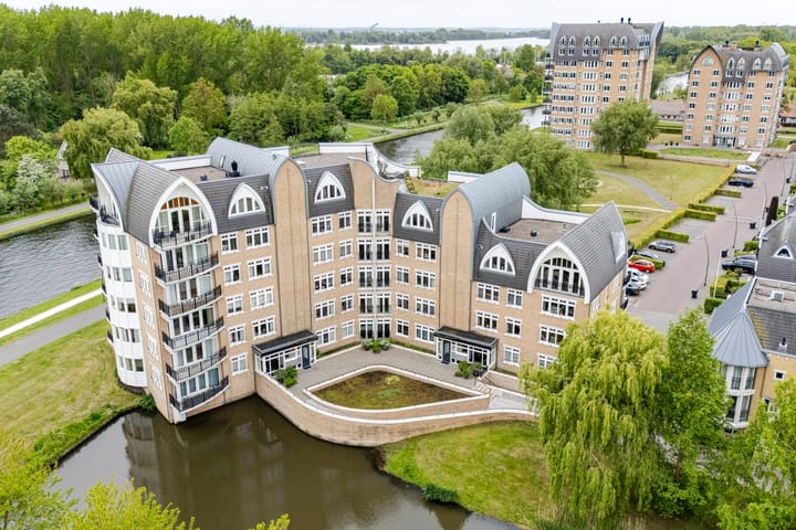 Photo 5 of Harry Mulischstraat 24