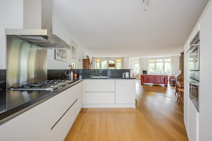 Foto 22 van Harry Mulischstraat 24