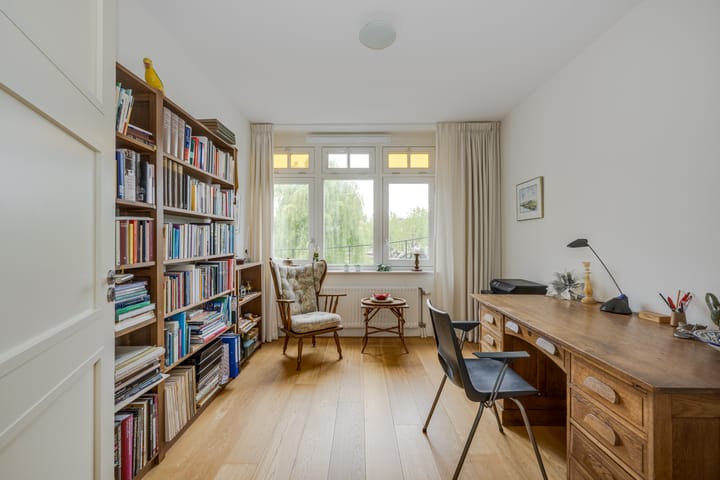 Foto 28 van Harry Mulischstraat 24