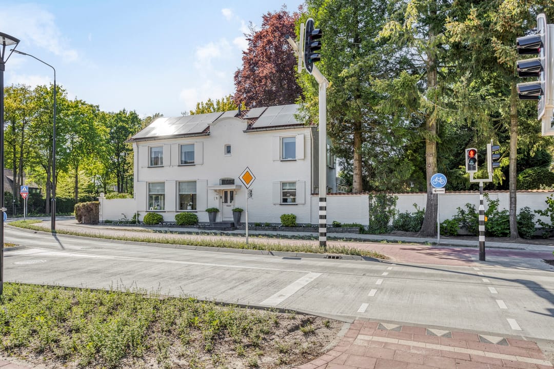 Photo 7 of Eindhovenseweg 1