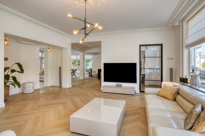 Foto 15 van Eindhovenseweg 1