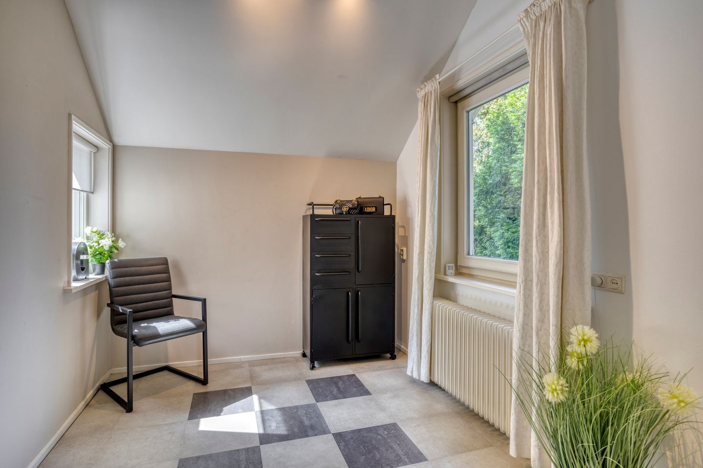 Photo 34 of Eindhovenseweg 1