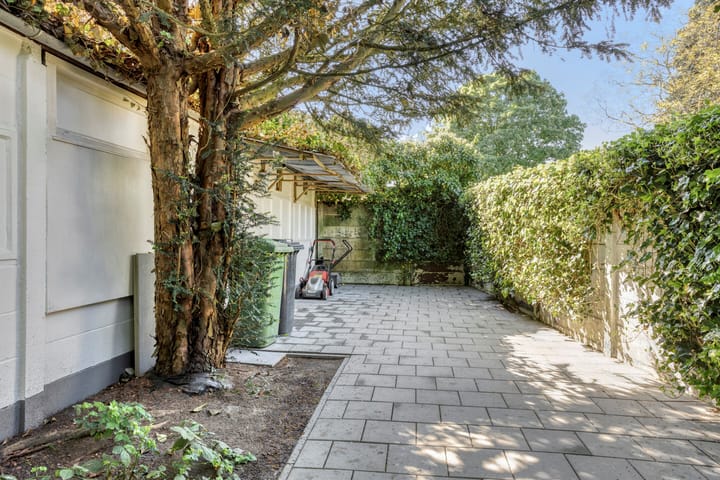 Foto 40 van Eindhovenseweg 1