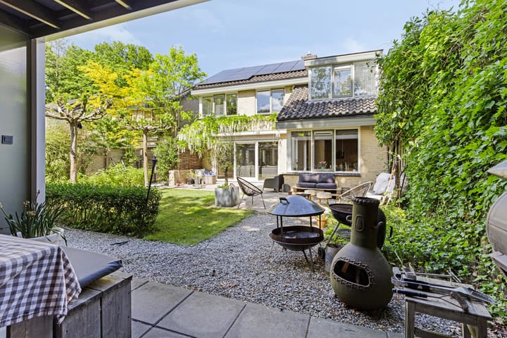 Foto 2 van Van Eijsingapark 6