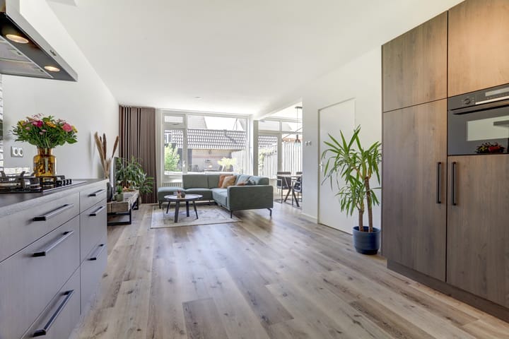 Foto 12 van Hendrik Consciencelaan 36