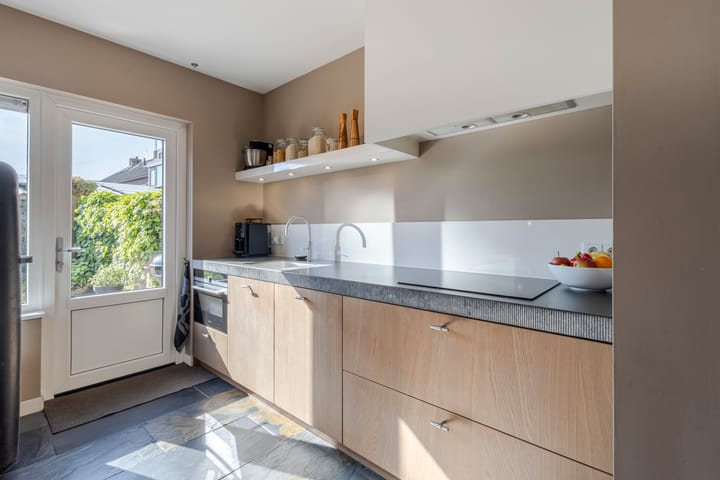 Foto 10 van Bastiaan Bosstraat 20