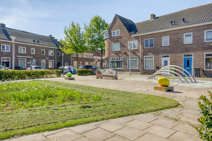 Foto 39 van Lassusstraat 26