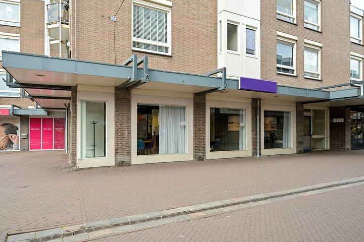 Loosduinse Hoofdplein 183, Den Haag