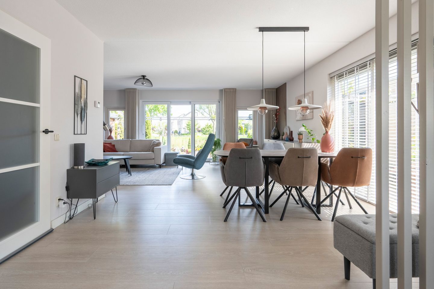 Foto 5 van Witrugspecht 49