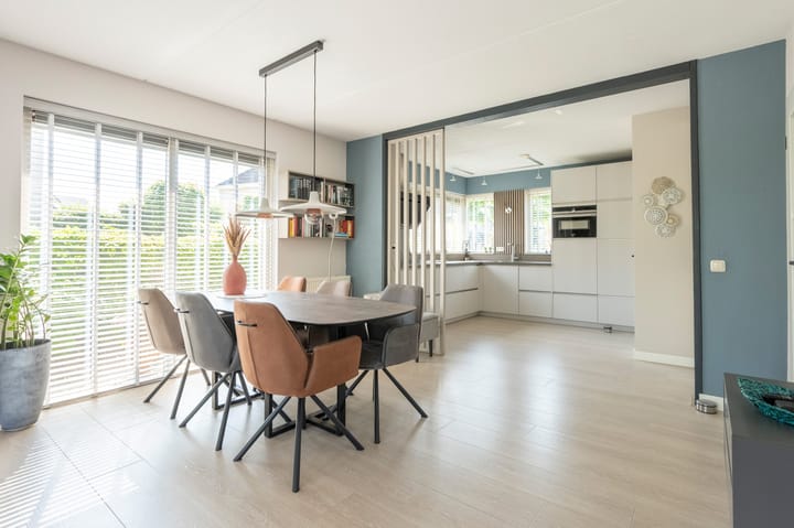 Foto 12 van Witrugspecht 49