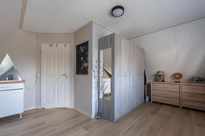 Foto 19 van Witrugspecht 49