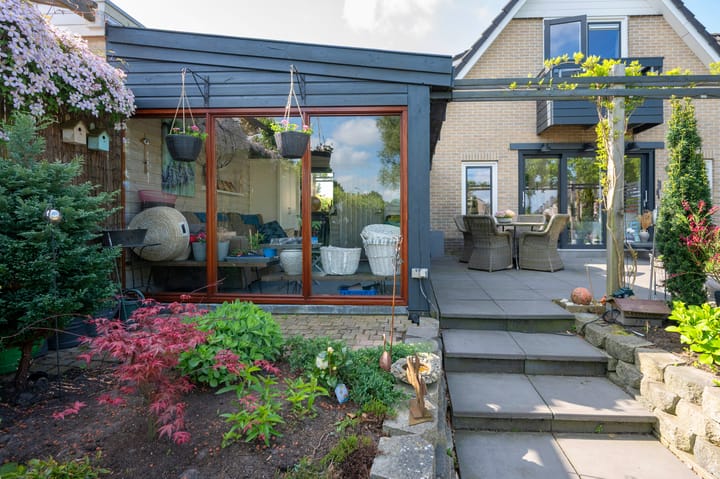 Foto 30 van Witrugspecht 49