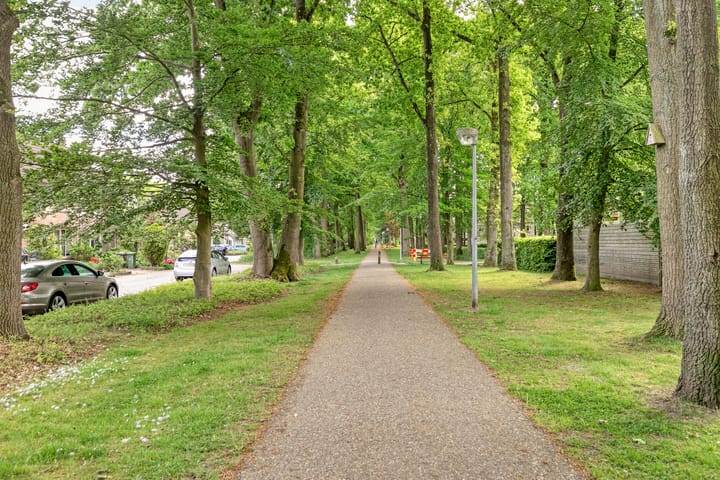 Foto 36 van K.L.H. van der Puttlaan 8