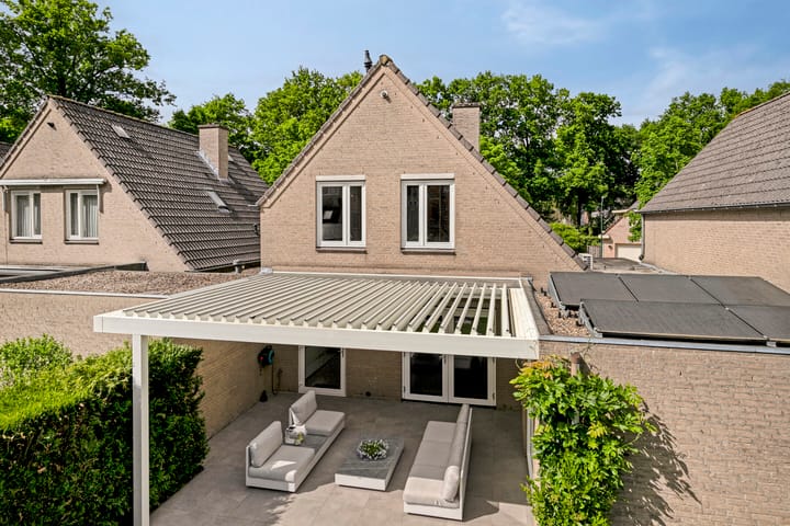 Foto 38 van K.L.H. van der Puttlaan 8