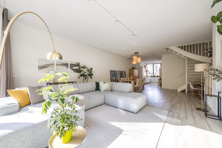 Foto 14 van Leo Smitstraat 63