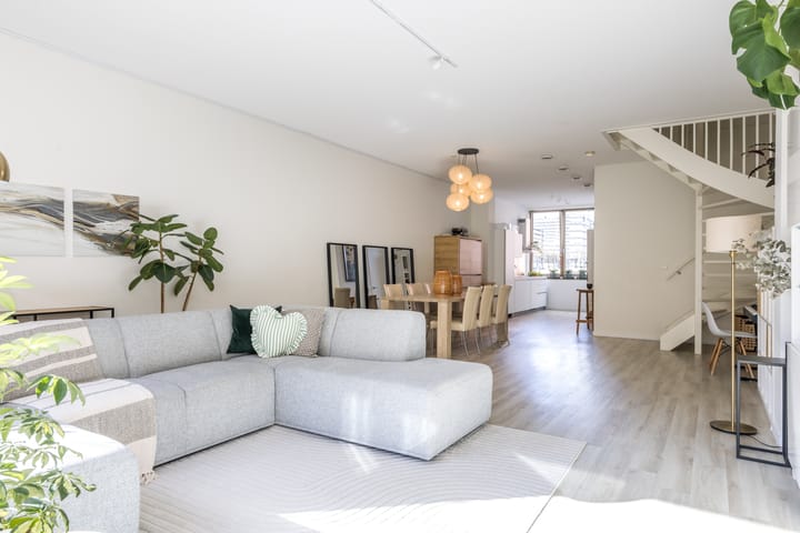 Foto 15 van Leo Smitstraat 63