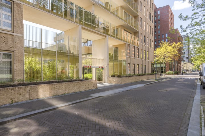 Foto 42 van Leo Smitstraat 63