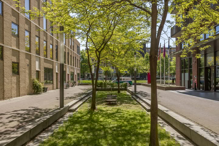 Foto 43 van Leo Smitstraat 63