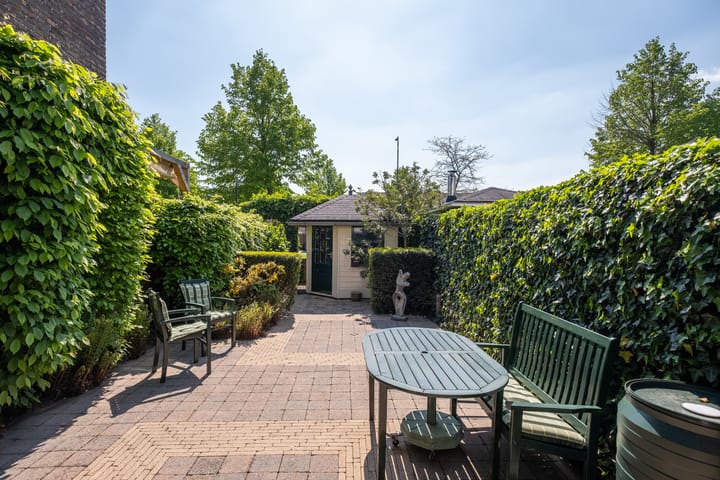 Photo 3 of J. van de Veldelaan 40