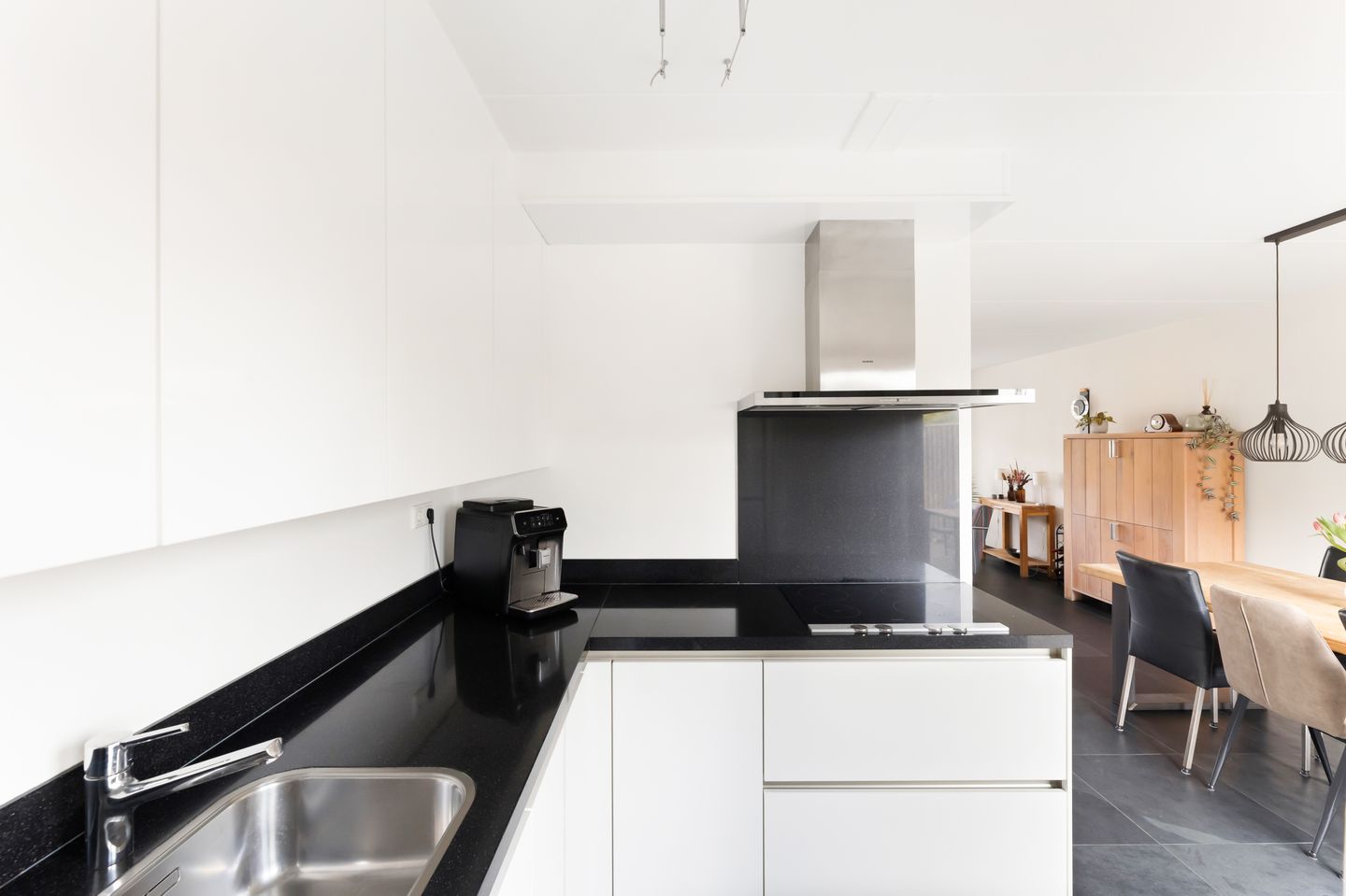 Foto 20 van Suze Groeneweglaan 79