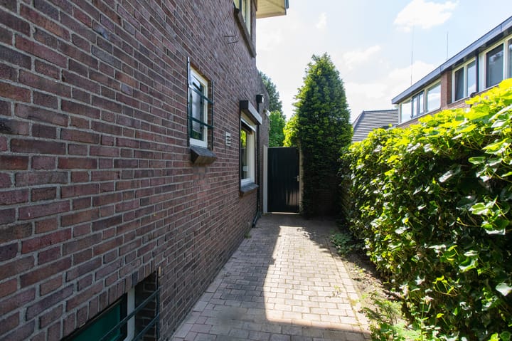 Foto 34 van Brugweg 1-C