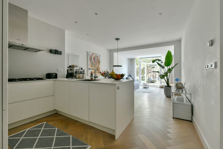 Foto 6 van Helmholtzstraat 89-H