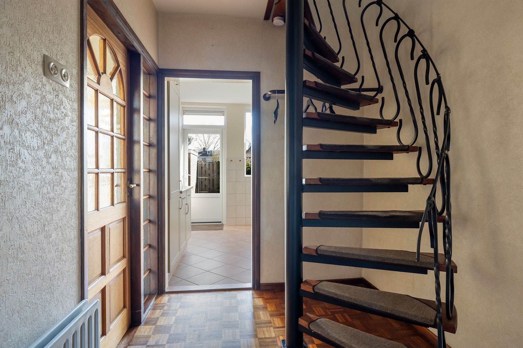 Foto 9 van Camphuysenstraat 49