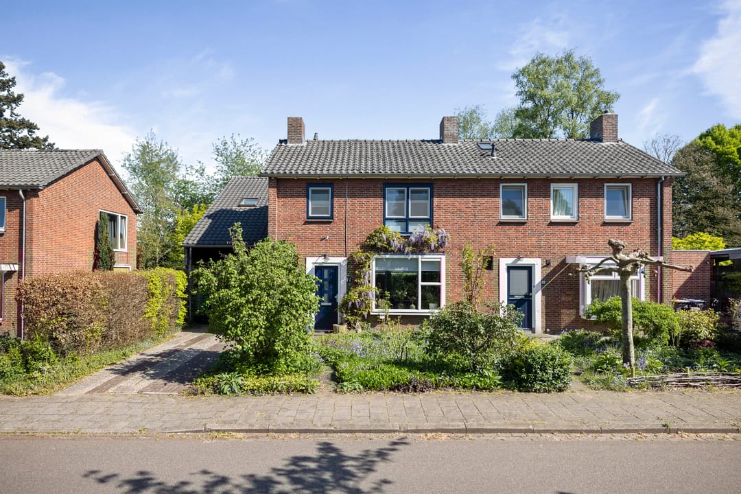 Foto 1 van Johan van Oldenbarneveltlaan 9