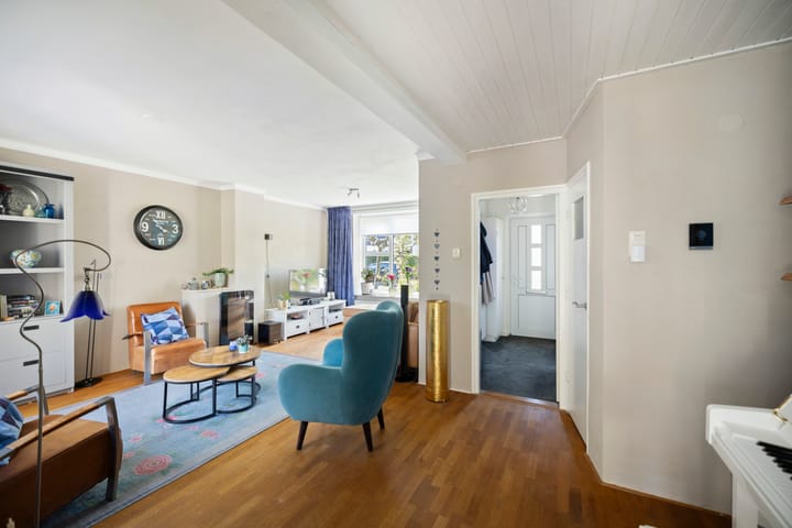 Photo 6 of Johan van Oldenbarneveltlaan 9