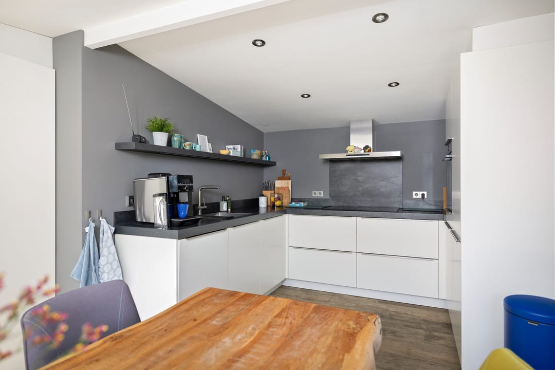 Foto 13 van Johan van Oldenbarneveltlaan 9