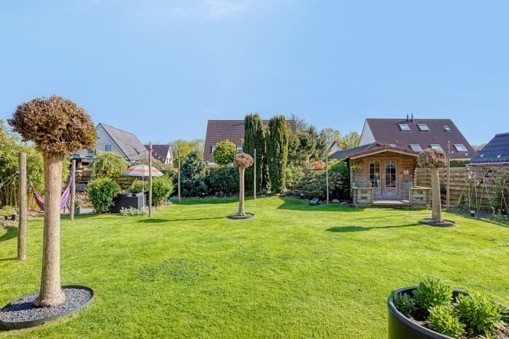 Photo 41 of Horstlaan 3