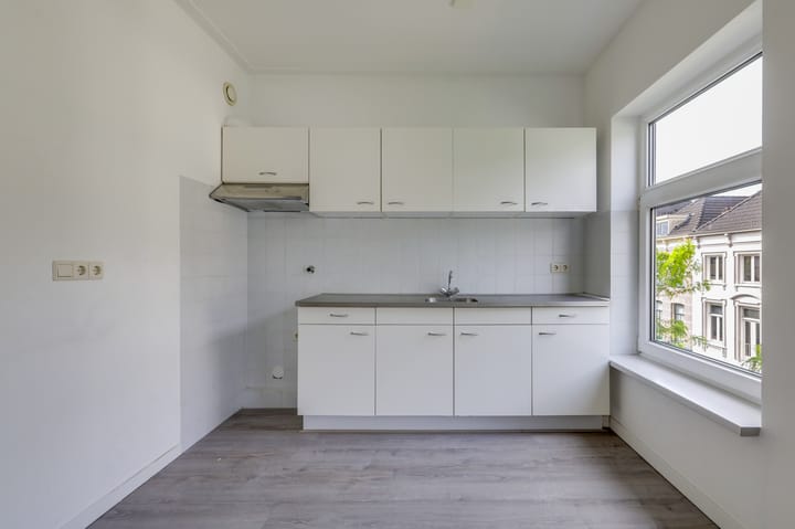 Foto 3 van Emmastraat 11-3