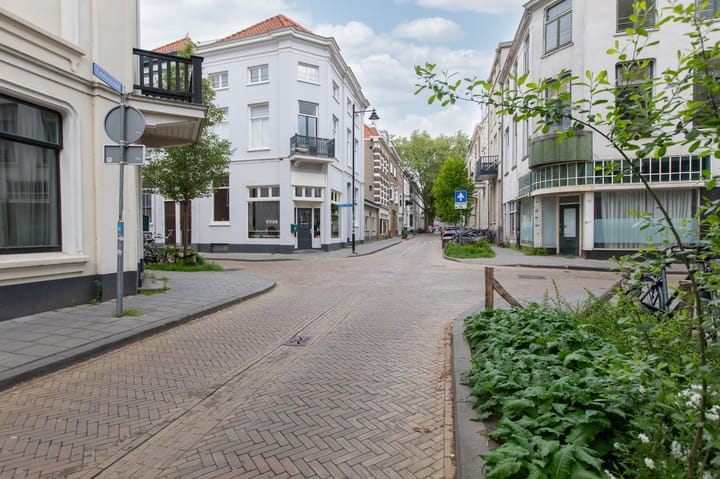 Foto 9 van Emmastraat 11-3