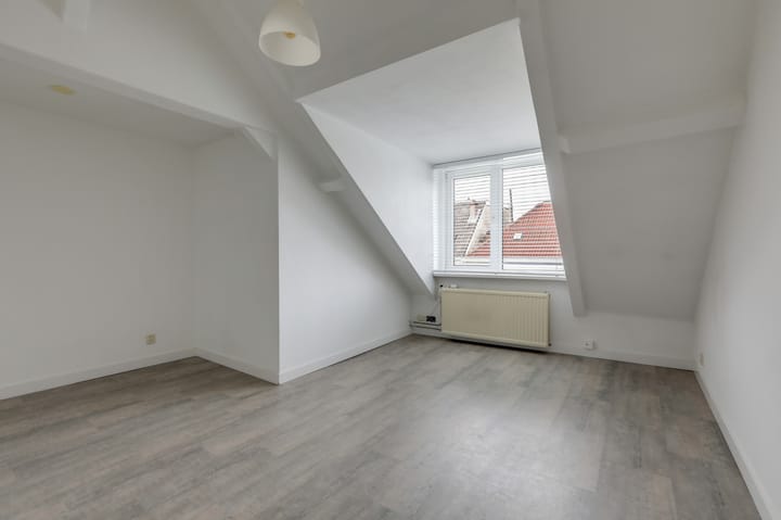 Foto 2 van Emmastraat 11-4