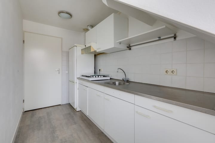 Foto 3 van Emmastraat 11-4