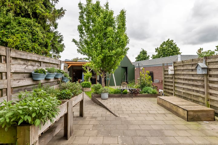 Foto 28 van Hoveniersweg 68