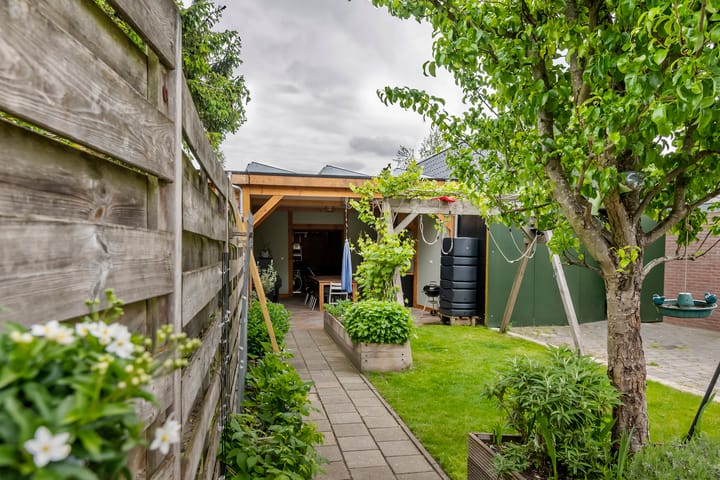 Foto 29 van Hoveniersweg 68