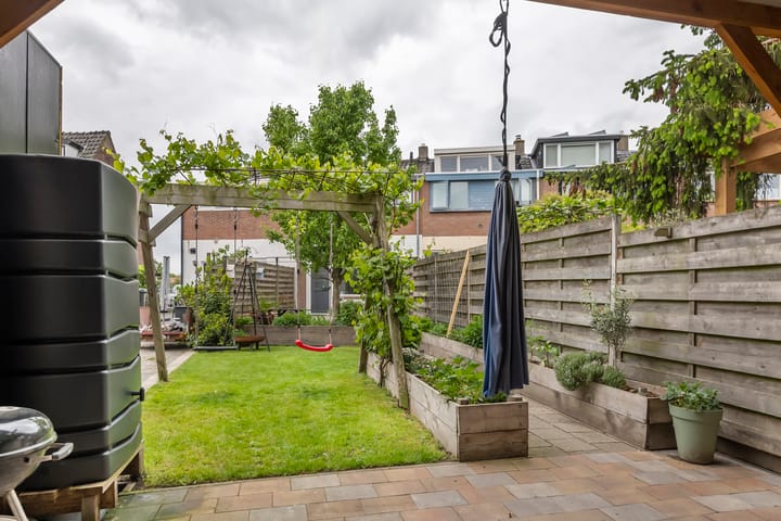 Foto 35 van Hoveniersweg 68