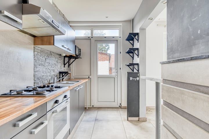 Photo 10 of Lijsterbesstraat 40