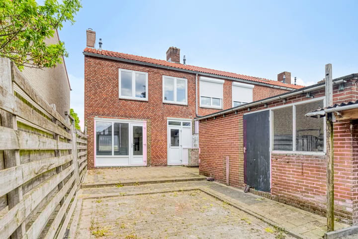 Photo 19 of Lijsterbesstraat 40