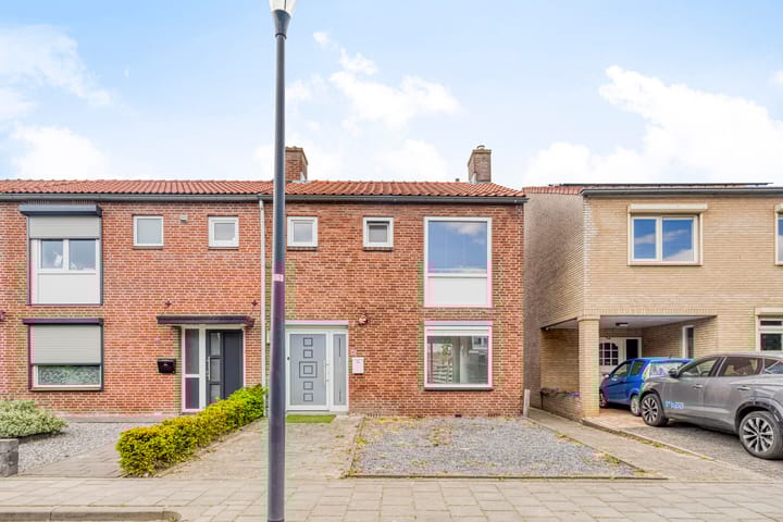 Photo 21 of Lijsterbesstraat 40