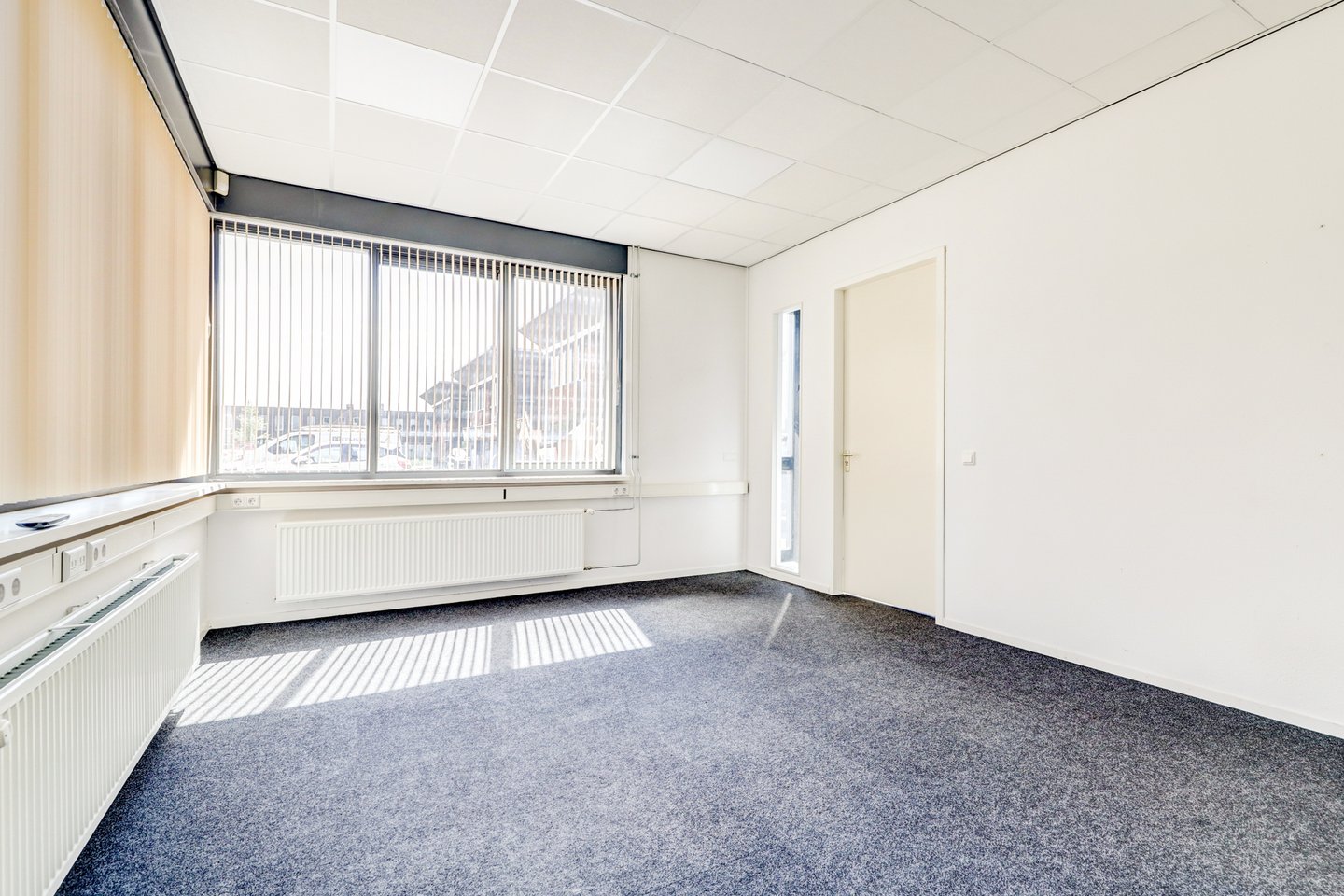 View photo 3 of Westbaan 275
