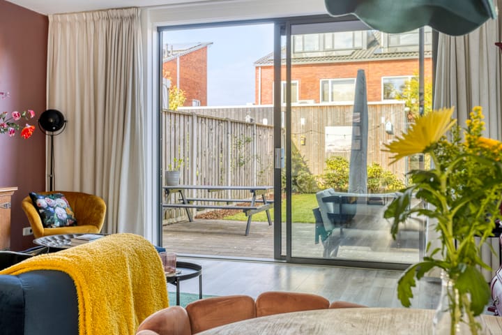 Foto 14 van Van der Willigenstraat 31