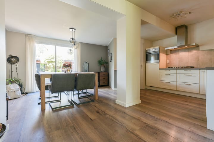 Foto 3 van Lemsterweg 51